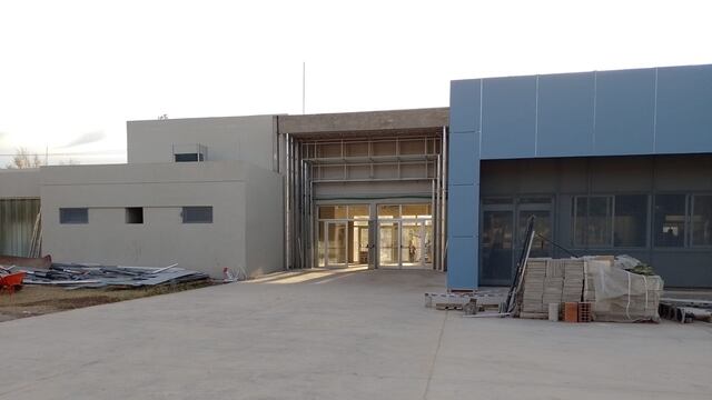 Avanza la construcción de la escuela junto a La Fábrica