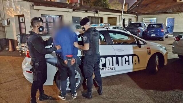 Por violencia contra su padre, terminó detenido.
