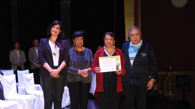 Reconocimiento a 25 adultos mayores destacados de Coronel Rosales