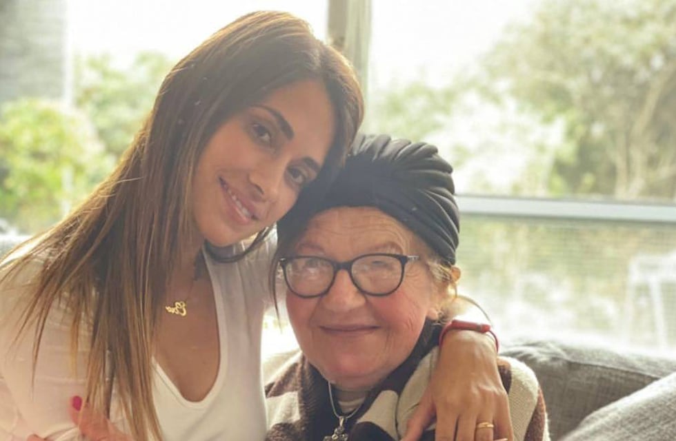 Con las reinas: Antonela Roccuzzo reunió en Rosario a sus hermanas y su abuela