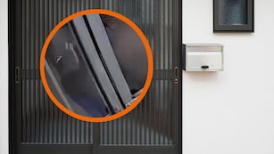 El video con el brutal asalto a una mujer con su bebé en brazos en Córdoba.