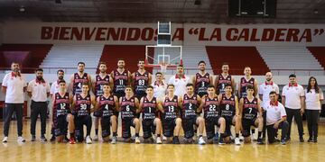 Instituto, con la nueva camiseta, de marca propia "LA". (@InstitutoACC)