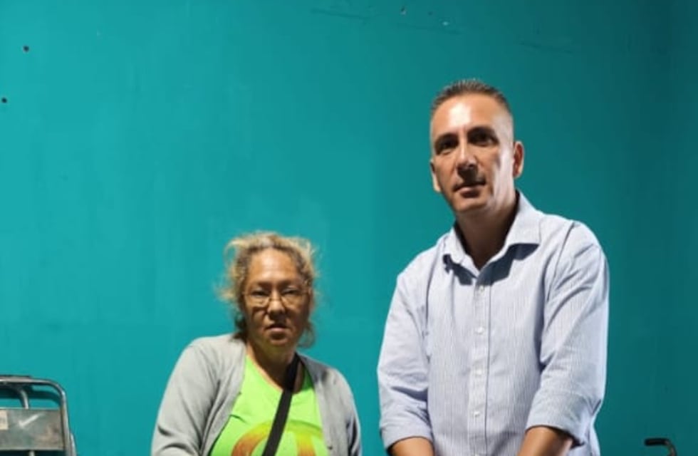 Acompañamiento municipal a adultos mayores en Famaillá