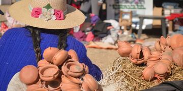 Un encuentro que rescata la ancestral práctica del trueque denominado Manka Fiesta tiene lugar en La Quiaca (Jujuy). Este año la Fiesta de las Ollas es convocada bajo la consigna "Tradición que se renueva, el ritual que nos hermana".
