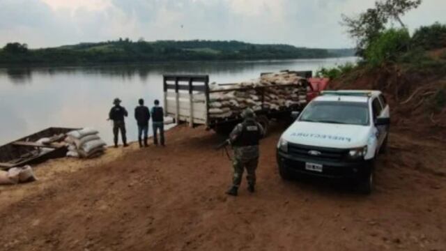 El Soberbio: incautan millonario cargamento de soja.