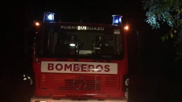 Puerto Iguazú: Bomberos sofocaron un incendio.