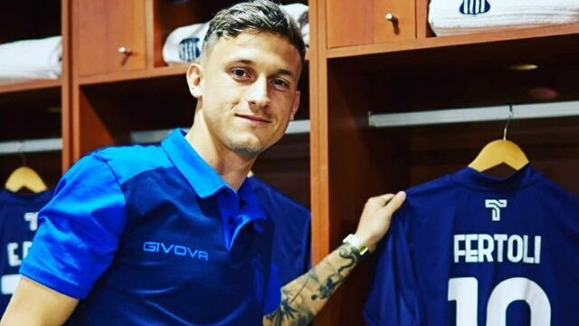 Héctor Fértoli se puso la 10, una camiseta con historia en Talleres (La Voz).