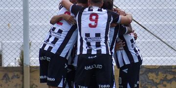 Gimnasia de Mendoza hace fuerza por la recuperación de Germán Rivero quien se encuentra internado en el hospital Italiano, por un cuadro de Salmonella.