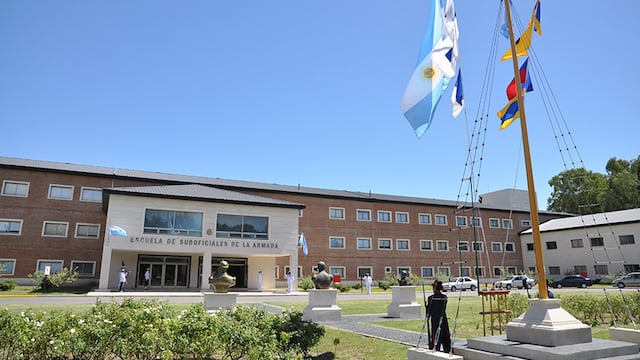 Escuela de Suboficiales Armada Argentina.