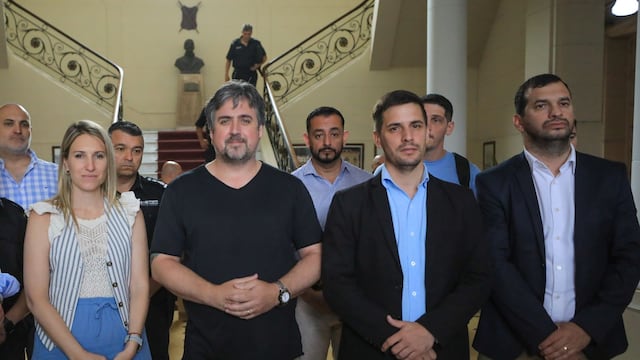 El intendente Leonardo Viotti luego de participar de una reunión junto al Ministro de Justicia y Seguridad de la Provincia de Santa Fe, Pablo Cococcioni.