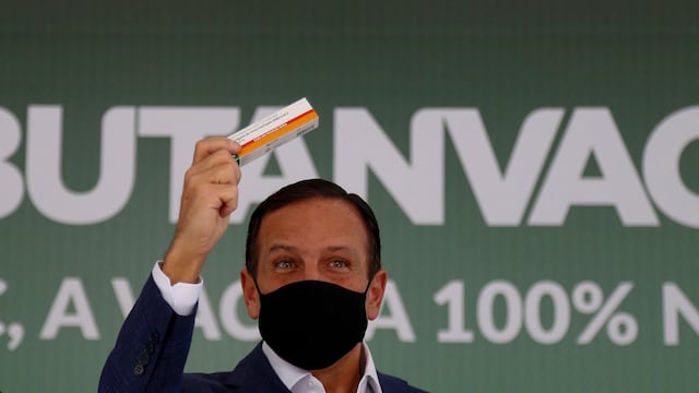 Brasil anunció la creación de su primera vacuna contra el coronavirus ignorando a Jair Bolsonaro