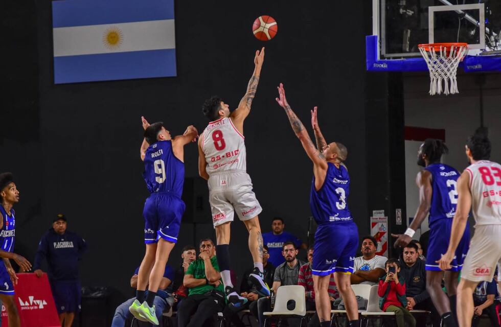 A Instituto no le alcanzó para la barrer la serie ante Riachuelo y habrá cuarto partido