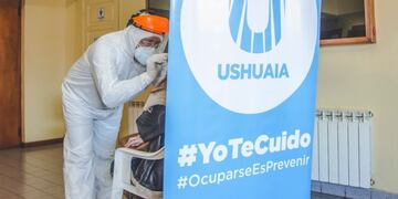 Ushuaia: comenzaron las jornadas de hisopados en el Cine Packewaia