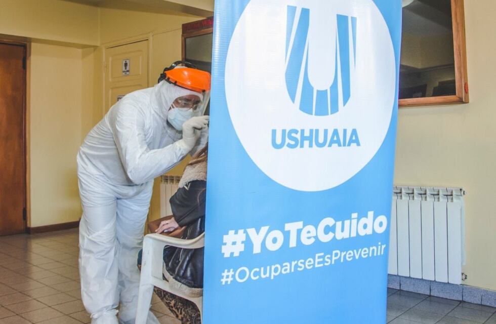 Ushuaia: comenzaron las jornadas de hisopados en el Cine Packewaia