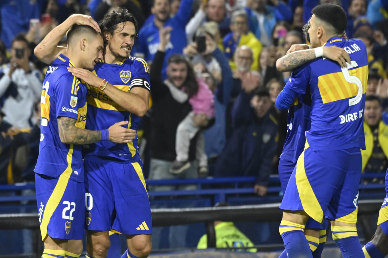 Boca celebra uno de sus goles ante Estudiantes. (Fotobaires).