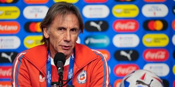 El técnico de Chile, Ricardo Gareca. Otra vez contra la Argentina (AP Foto/Julio Cortez).