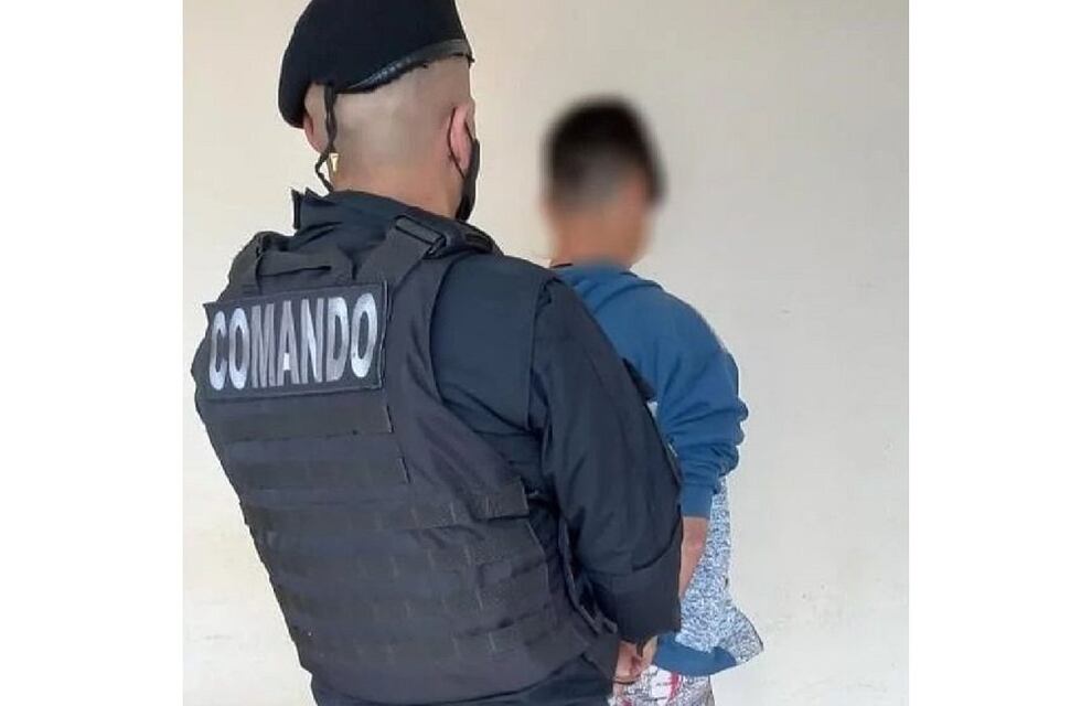 Dos hombres fueron detenidos acusados de ser autores de robos en Posadas