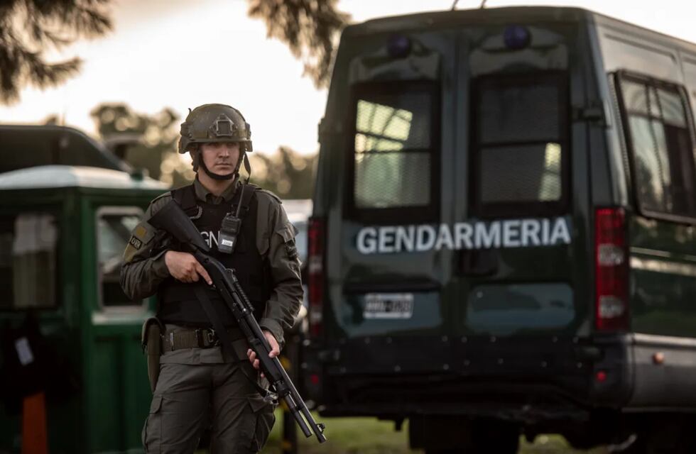 Violencia de género en Rosario: un policía armado secuestró a su ex y fue abatido por Gendarmería