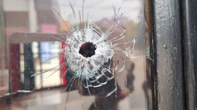 Un estudio de danza fue atacado a balazos. (Foto: El Doce)