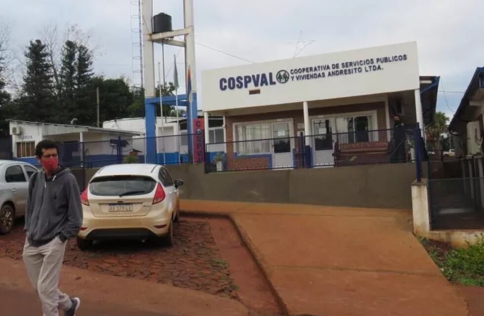 En Andresito la cooperativa de servicios públicos y vivienda continúa brindando el servicio de agua potable