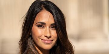 Antonela Roccuzzo paseó por la Cataratas del iguazú y no pasó desapercibida por los visitantes.