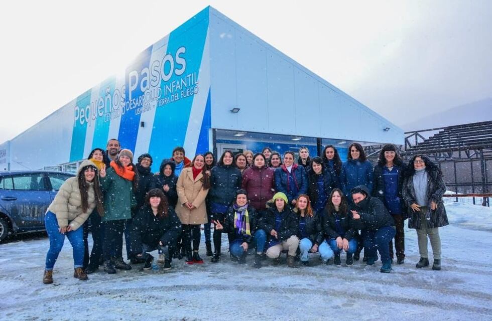 Ushuaia: firman convenio para la capacitación y fortalecimiento de las políticas de infancia