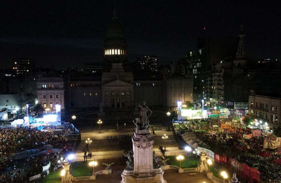 La Iglesia dedicó su mensaje de Navidad a lapidar el aborto legal, mientras en el Senado hay optimismo verde