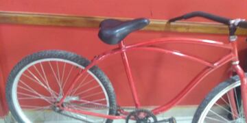 Una policía pensó que vendían una bicicleta robada, la secuestró y terminó con una denuncia.
