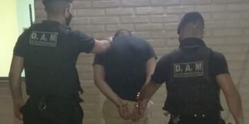 El sospechoso está involucrado en varios delitos y cuenta con pedidos de detención de distintas comisarías.