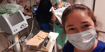 Danisa Sponton, Licenciada en Enfermería, trabaja en la Maternidad Martin, en el sector de Neonatología