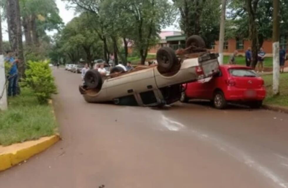 Accidente de tránsito en Eldorado dejó como saldo tres automóviles involucrados
