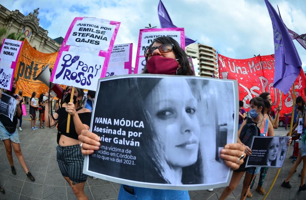 Pedido de justicia: marcharon en Córdoba por el femicidio de Ivana Módica