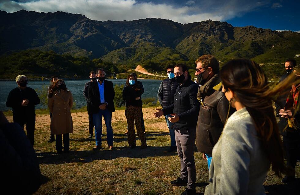 Amplían la red eléctrica que potenciará la zona del dique Piscu Yaco