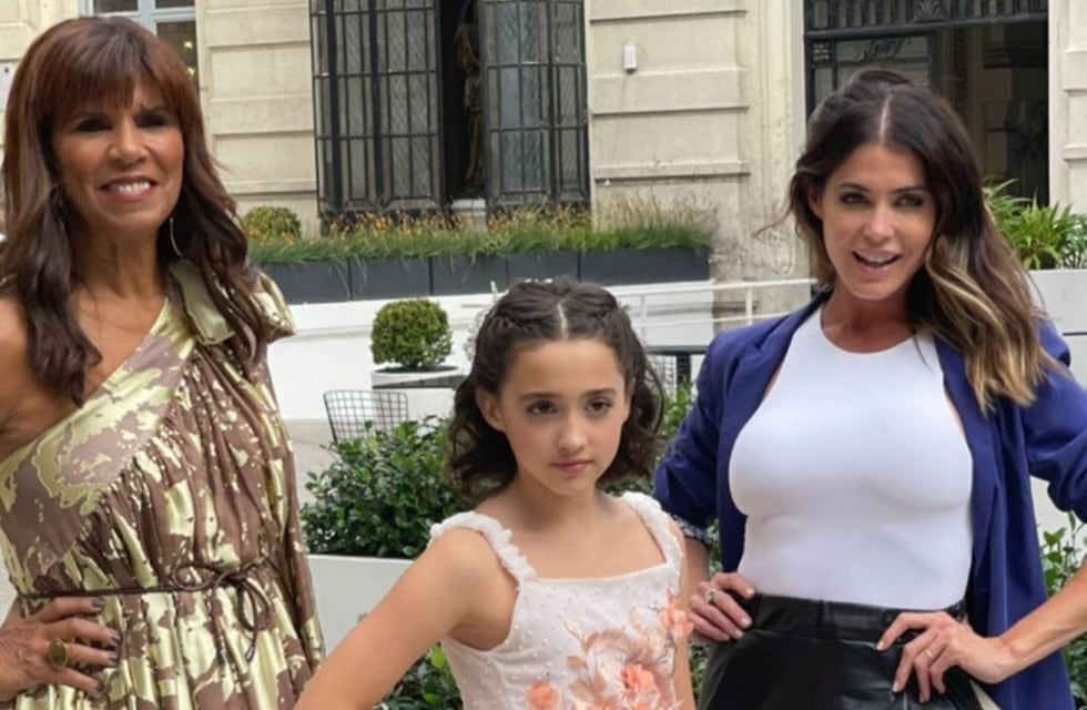 Lola Vila, la hija de Pamela David y Daniel Vila, debutó como modelo en una importante pasarela