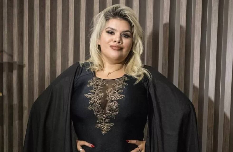 Respira hondo antes de ver la colección de microbikinis preferidas de More Rial