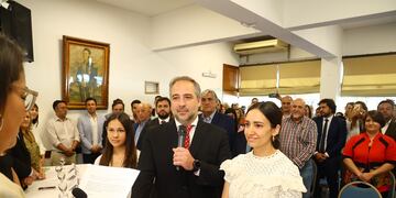 Matías Stevanato juró como Intendente de Maipú