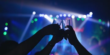 Los efectos que puede generar el alcohol y las drogas en la noche.