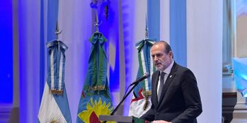 Federico Susbielles agradeció a Milei y Kicillof en el aniversario de Bahía Blanca. (Foto:  Andrea Castaño-La Nueva).