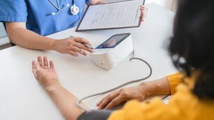 Milei le quitó otra caja a los sindicatos: de qué se trata la medida.