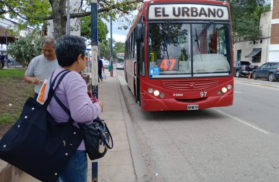 Súbito aumento del boleto destrabó el paro de colectiveros en Jujuy