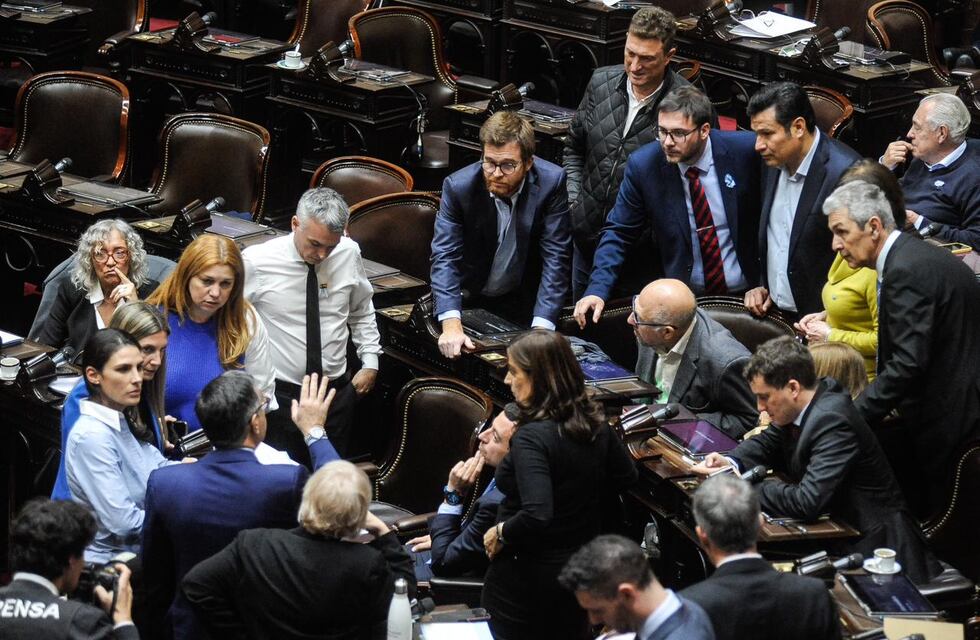 Diputados: la UCR y el kirchnerismo aprobaron un ultimátum al Gobierno por el presupuesto universitario