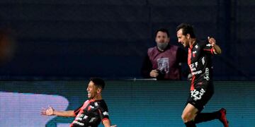 Colón se quedó con la Copa de la Liga Profesional.