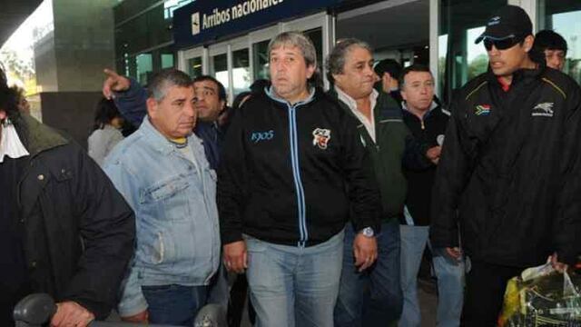 "El loco Tito", cuando había viajado al Mundial 2010 y fue deportado (Foto: Raimundo Viñuelas).