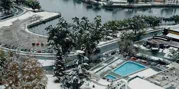 Nevada histórica este miércoles en Carlos Paz. Una posta tomada desde lo alto. (Foto: gentileza Federico Cavagni).