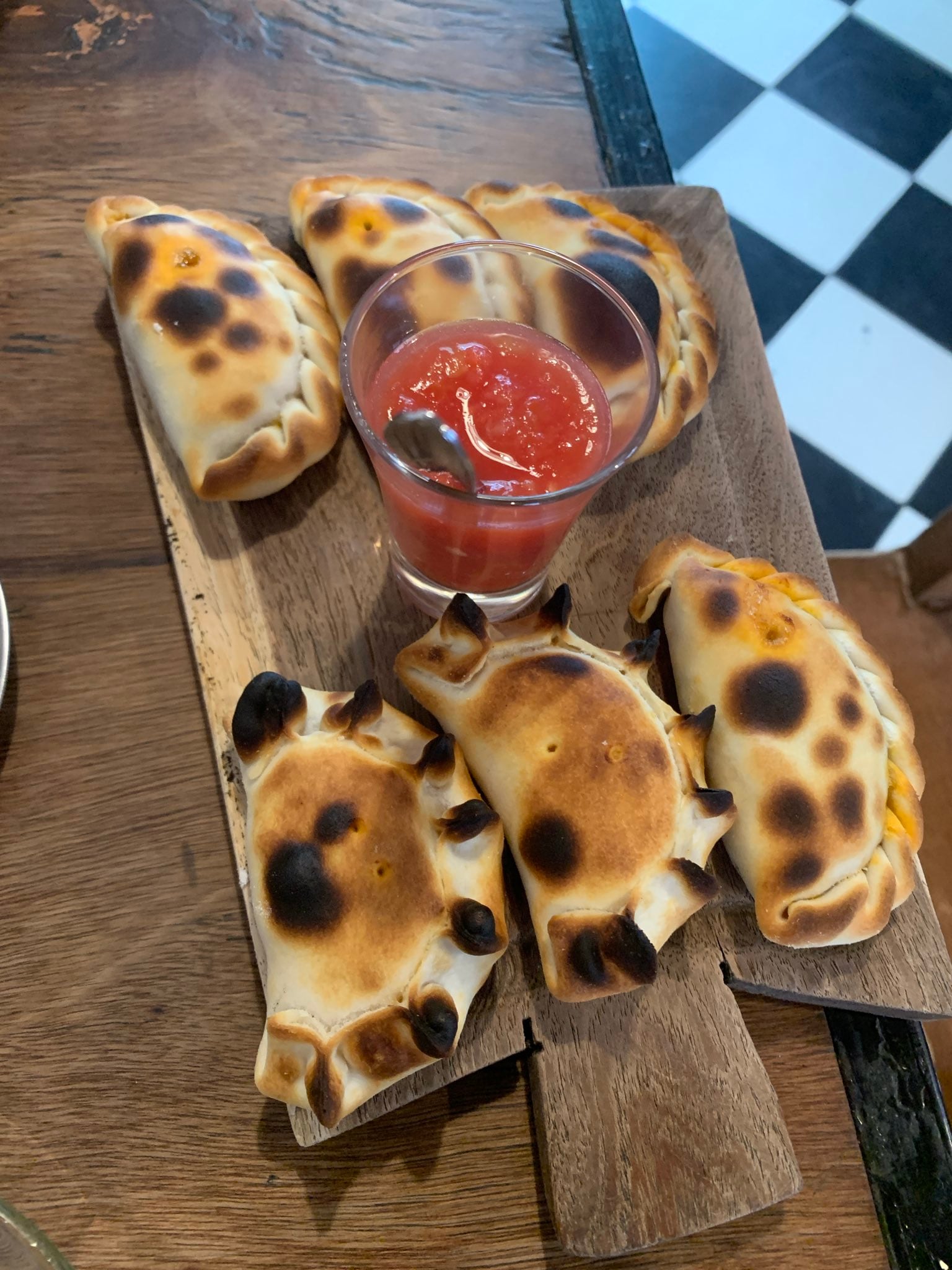 ¿Cuánto cuesta comer en Salta?