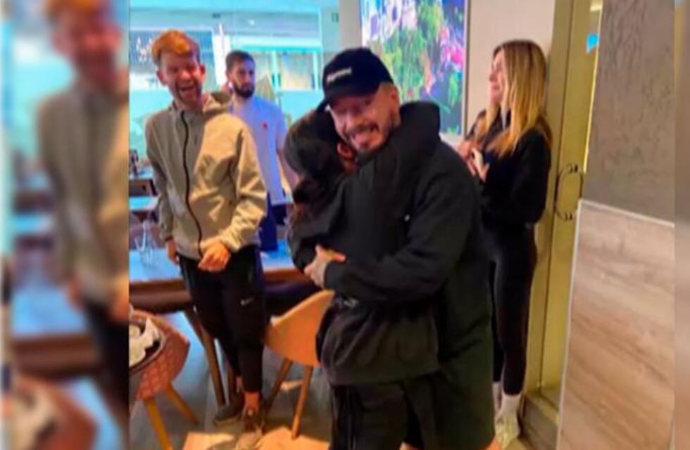 La moza que atendió a J.Balvin en Carlos Paz contó como fue el encuentro con el músico