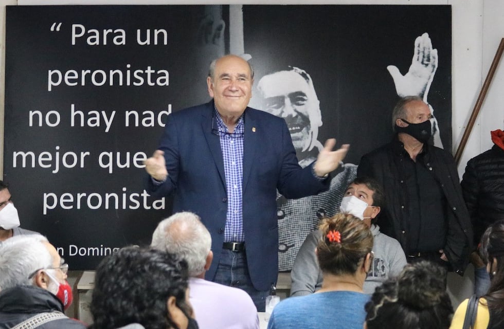 “Estamos trabajando por un proyecto político distinto”, afirmó Rivarola