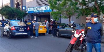 La detención se produjo en calle Santa Rosa, frente a la Plaza Colón de la ciudad de Córdoba.