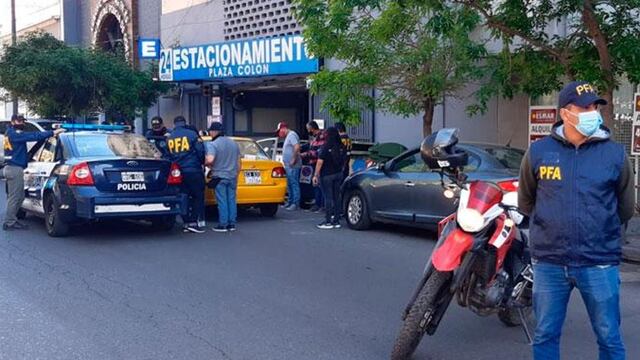 La detención se produjo en calle Santa Rosa, frente a la Plaza Colón de la ciudad de Córdoba.