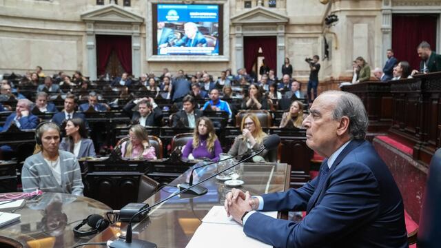El jefe de Gabinete, Guillermo Francos, en la sesión informativa en la Cámara de Diputados (Foto: Prensa JGM)